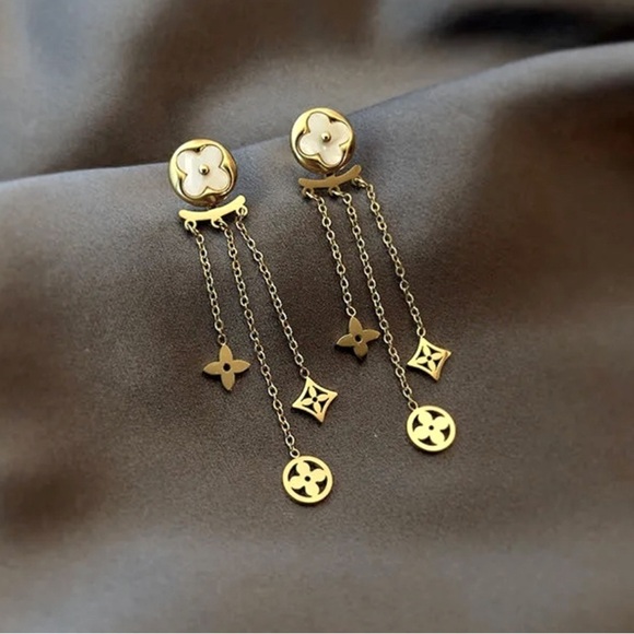 18K Gold 2 In 1 Designer Inspired Clover & Flower Drop Dangle Jacket Earrings - Picture 2 of 4